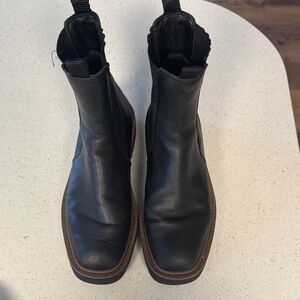 Women’s Laguna Chelsea boots, Sam Edelman Black Leather size 8